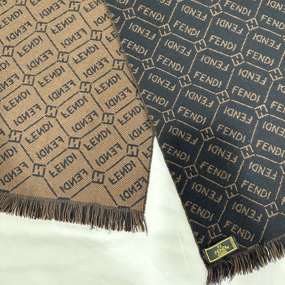 Authentic Reversible FENDI Scarf - Picture 3 of 3